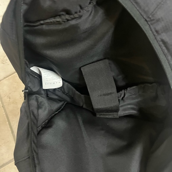 $5 SALE Basketball backpack. Rose, black, & purple print.  EUC - Picture 9 of 9